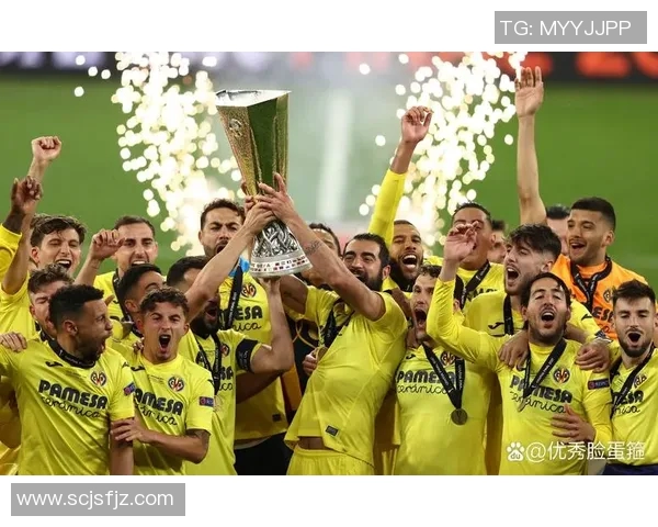 现役足球明星排名揭晓谁是最强球队的领军人物与传奇球员